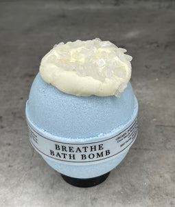 Breathe Bath Bomb - with Eucalyptus + Peppermint + Rosemary